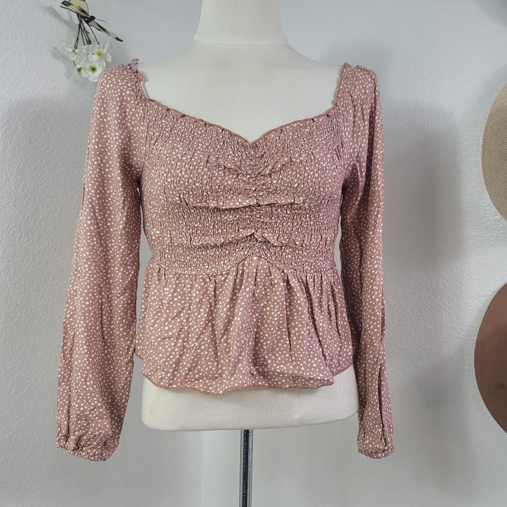 URBAN ROMANTICS HEART NECK RUCHED FIT & FLARE LONG SLEEVE PULL ON BLOUSE SZ SMA